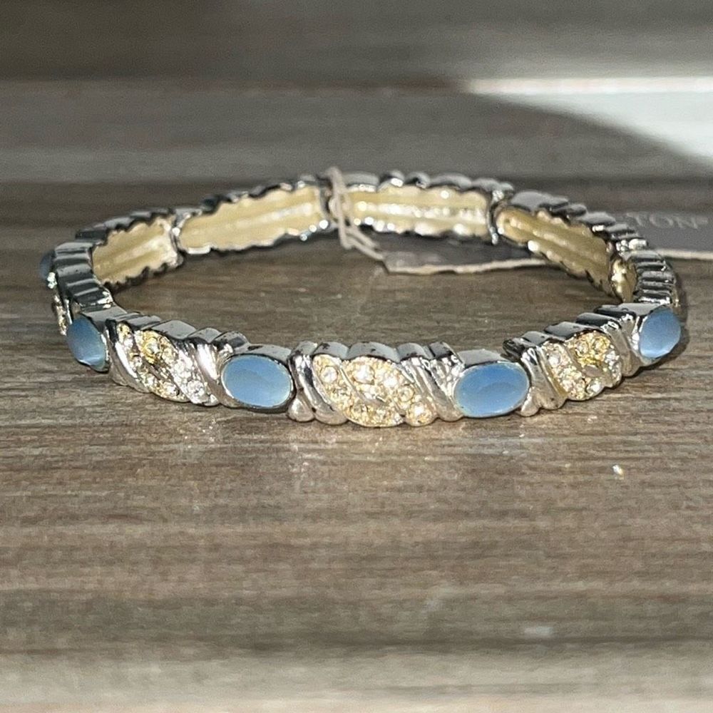 Worthington Social Bracelet Women’s Silver Tone Blue Beads Stretch Cottagecore